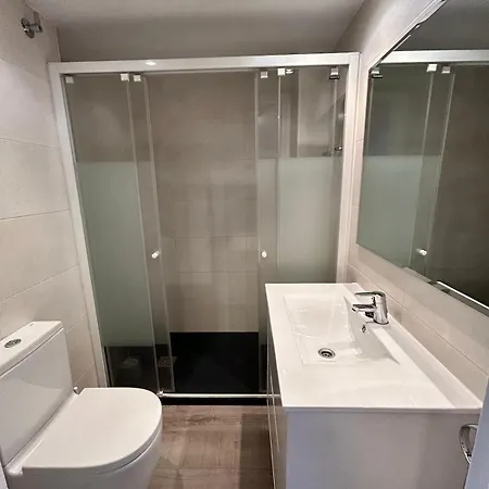 Con Jardin En דירה