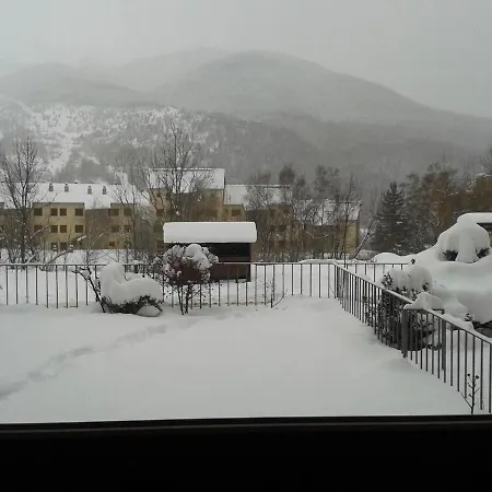 Con Jardin En סרלר